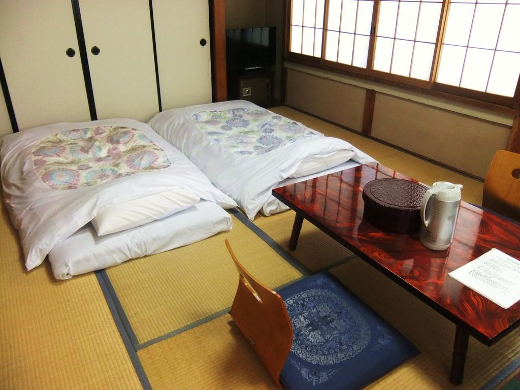 Nishimiyasou Hotell Fujikawaguchiko Eksteriør bilde